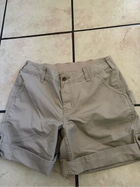 Carhartt Women's Light Tan Elastic-Waist Cargo Shorts